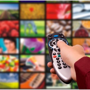 En México, 75% de las personas consumen contenidos audiovisuales en TV abierta y 54% en plataformas