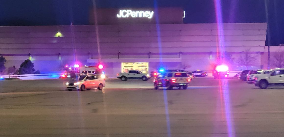 (VIDEO) Tiroteo en centro comercial de Colorado deja un muerto y tres heridos