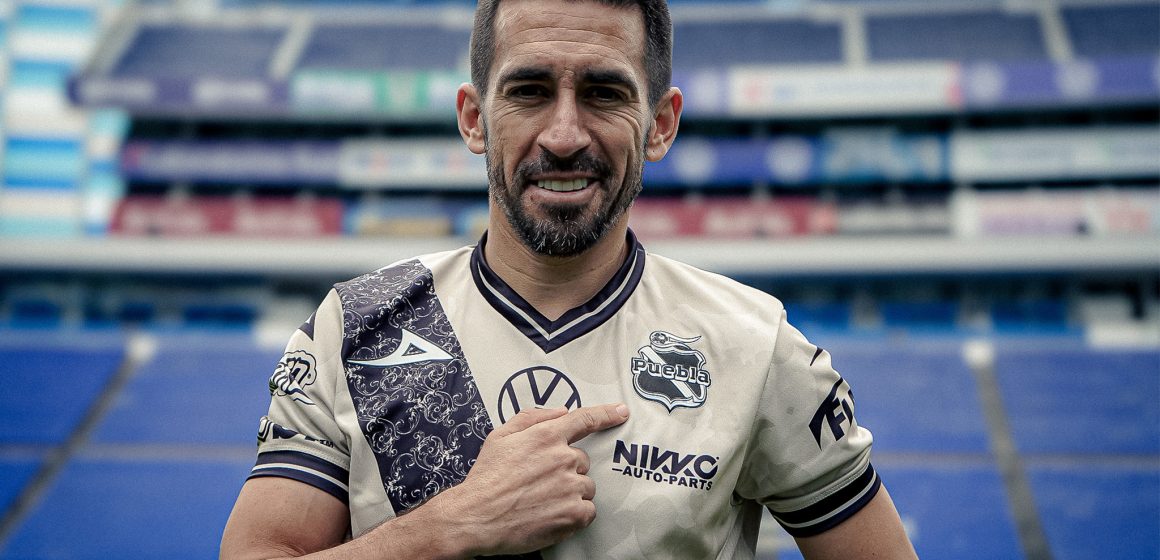 Fernando Navarro se convierte en el primer refuerzo del Puebla rumbo al Clausura 2024