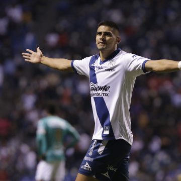 El delantero Guillermo Martínez deja al Puebla