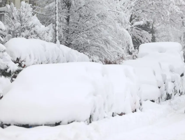 Tormenta de nieve paraliza aeropuertos de Alemania, Austria y Suiza
