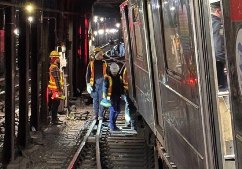 Choque en metro de Nueva York deja 24 heridos