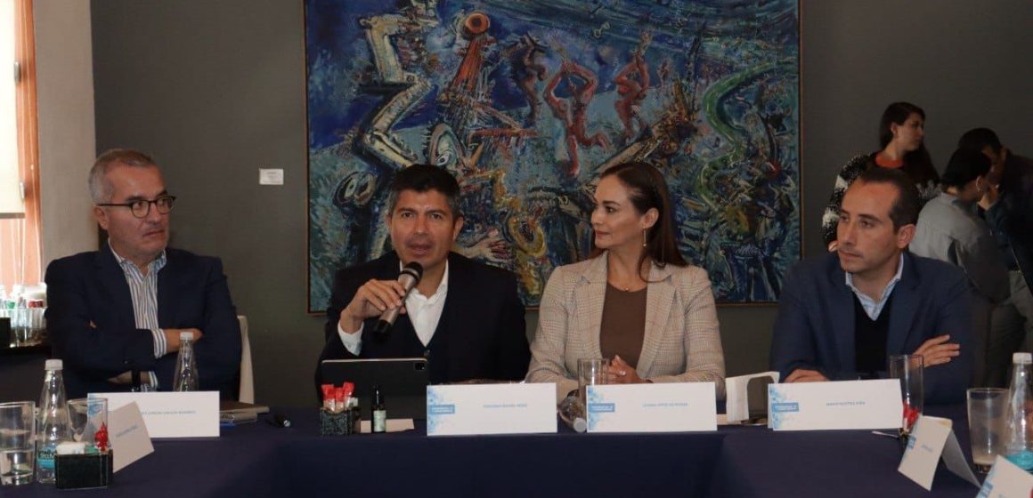 Expertos en seguridad y gobernanza dan diagnóstico de Puebla a Lalo Rivera