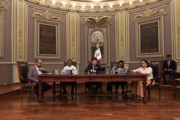 Avala Congreso dictamen para que jóvenes accedan a su primer empleo en condiciones de igualdad