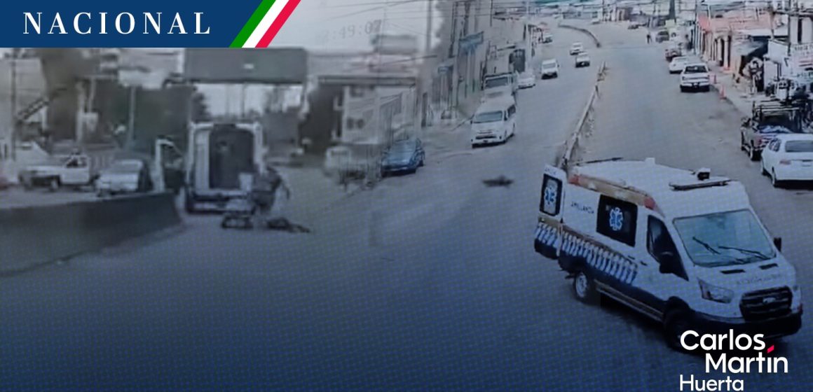 (VIDEO) Ambulancia tira a paciente en Chiapas