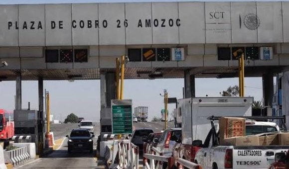 Caseta cobro - Amozoc Solitario asaltante roba 280 mil pesos de la caseta de Amozoc