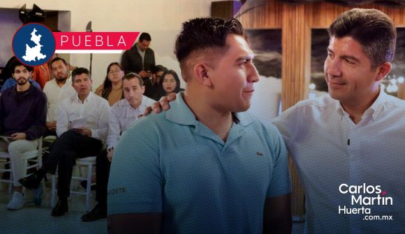 Lalo Rivera y Mario Riestra platican con universitarios; piden seguridad