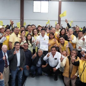 PRD da constancia a Lalo Rivera como candidato a la gubernatura