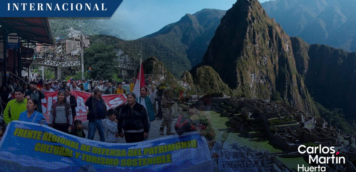 Paro indefinido en Machu Picchu obliga a evacuación de turistas