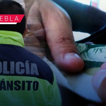 Suspenden a agentes de tránsito que pidieron mordida en Puebla
