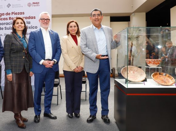 Entregan 50 piezas arqueológicas restauradas con trabajo coordinado con Suiza