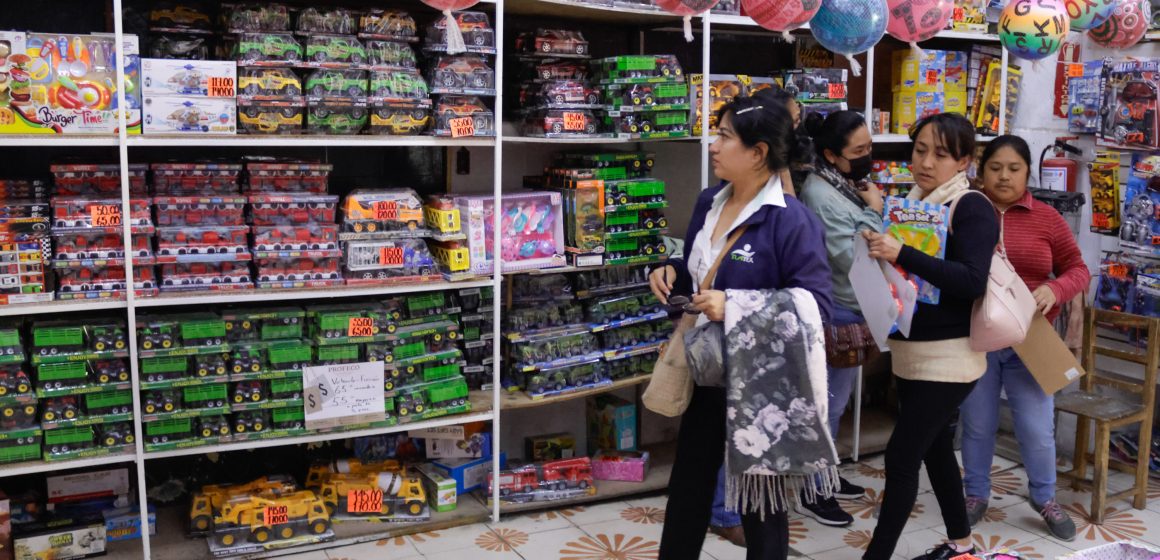 Comercios establecidos de Puebla estiman incremento en sus ventas del 6.5% en Día de Reyes
