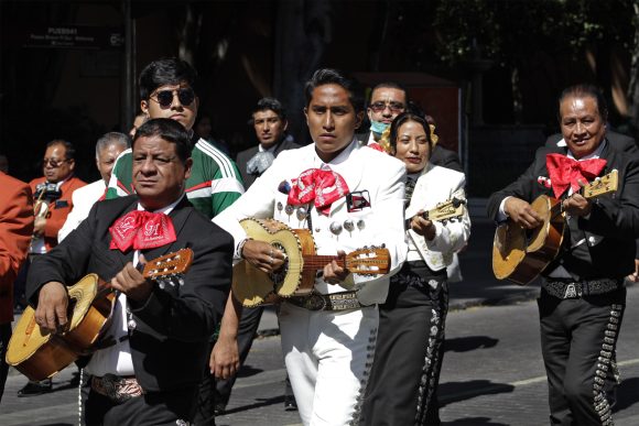 Mariachis en Puebla alistan serenatas por el Día del Amor y la Amistad; prevén aumento del 30% en contrataciones