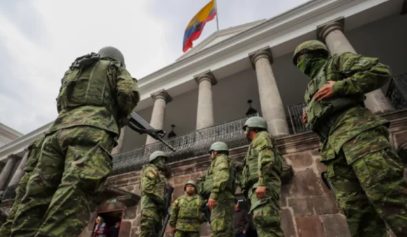 Ofrece SRE apoyo a mexicanos en Ecuador tras violencia