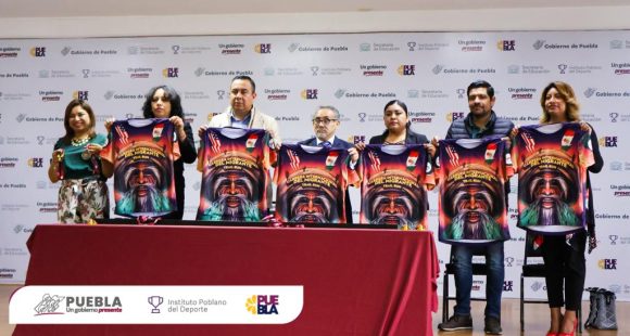 Presentaron Playera y Medalla de la Carrera Internacional del Migrante “Cerro de los Dioses 2024”