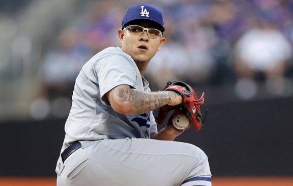 El lanzador mexicano, Julio Urías, no enfrentará cargos por delitos graves