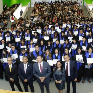 El futuro de Puebla está en las juventudes con conciencia crítica: Armenta