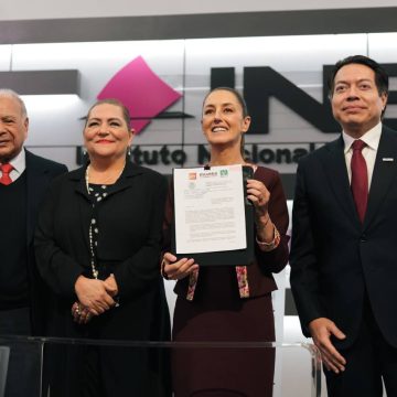 Claudia Sheinbaum se registra ante el INE como candidata a la Presidencia de México