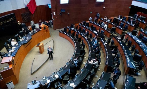 Avanza en el Senado reforma para rescatar los trenes de pasajeros