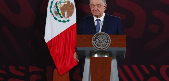 AMLO-mananera-e1708815979901-1160x560 AMLO califica acción de YouTube como “prepotente y autoritaria”, tras bajar conferencia del 22 de febrero