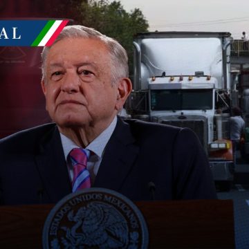 Paro nacional de transportistas tiene propósito politiquero: AMLO