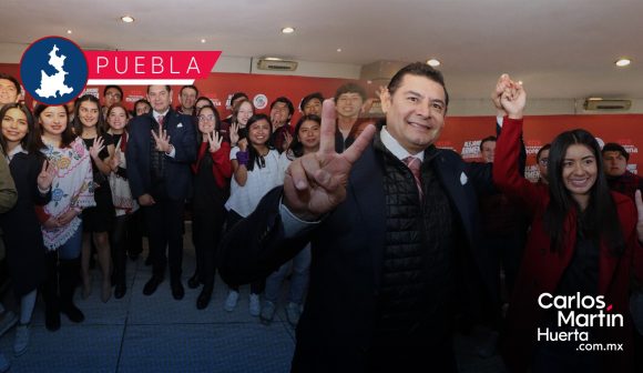 Armenta continúa los trabajos por la juventud; presenta a Abdala como coordinador de campaña