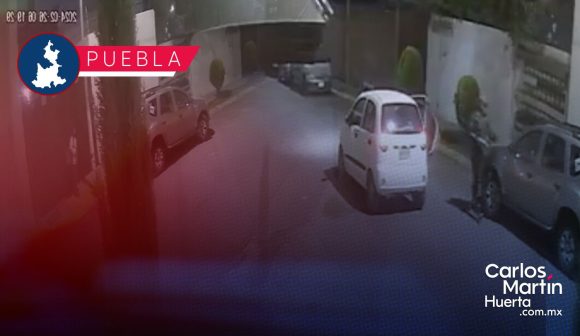  En total calma, roban camioneta en Valle del Sol; aquí las imágenes