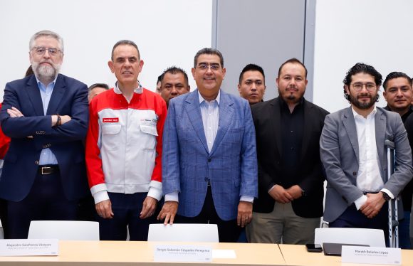 GOB_SS_CP_071-2024_ACUERDO_ENTRE_AUDI_Y_SINDICATO_200224_(4) Acuerdo entre Audi y Sindicato, fortalece ambiente laboral en Puebla: Sergio Salomón