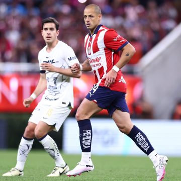 ‘Chicharito’ vuelve a debutar con Chivas