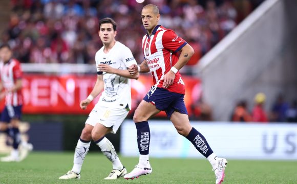 ‘Chicharito’ vuelve a debutar con Chivas