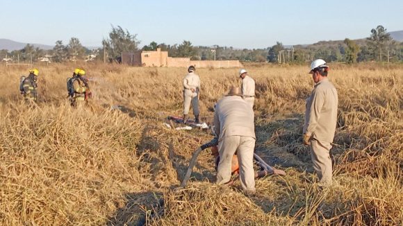 Continúan trabajos tras fuga de gasolina en Tonalá, Jalisco