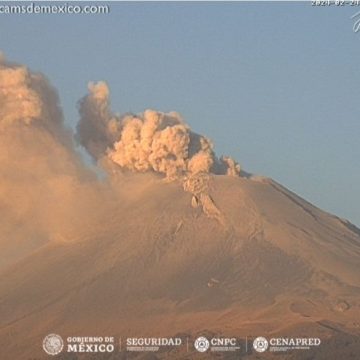 (VIDEO) Volcán Popocatépetl con continúas exhalaciones