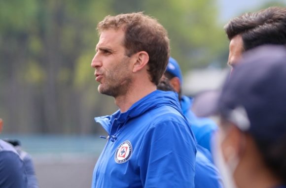 azul Iván Alonso inhabilitado un mes tras encuentro con Miguel Herrera