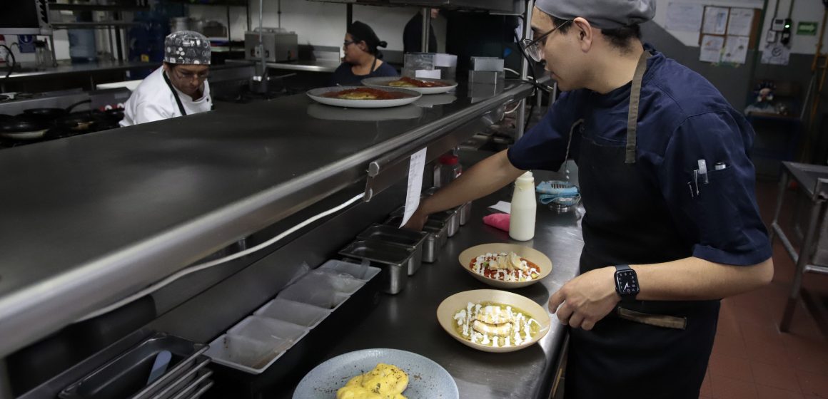 Restauranteros esperan  un aumento de 35% en ventas durante Semana Santa