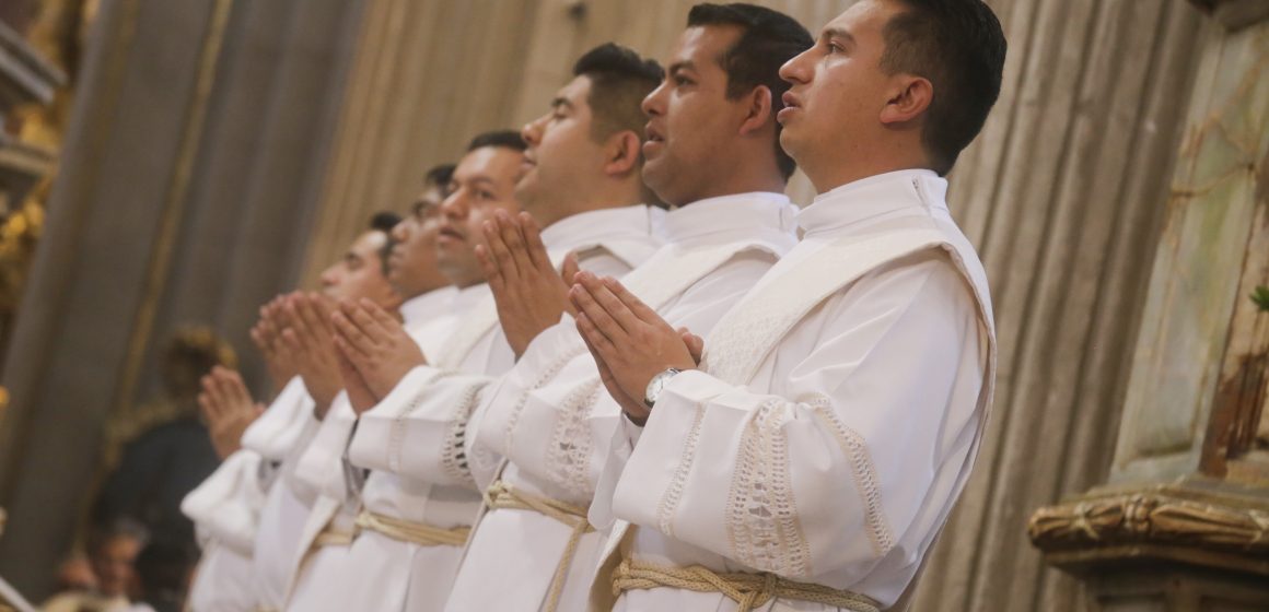 Se ordenan 12 nuevos sacerdotes para la arquidiócesis de Puebla