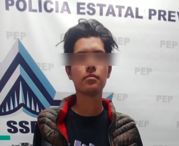 Detienen SSP y SEMAR a hombre por portación ilegal de arma de fuego