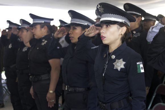 SAN ANDRÉS CHOLULA . PREMIO AL POLICÍA En Puebla, más de 80 policías municipales reciben capacitación en seguridad vial