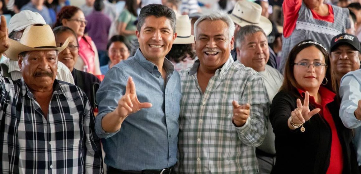 Ocoyucan se une con Lalo Rivera para “mejorar el rumbo de Puebla”