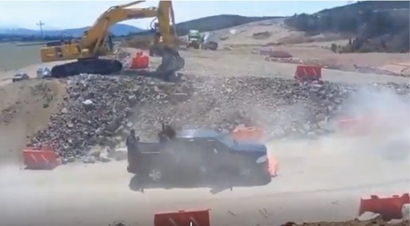 Termina protesta con balazos en Palmar de Bravo Empresa responsable de los trabajos en la autopista Cuapiaxtla-Cuacnopalan, proveerá de agua a la comunidad