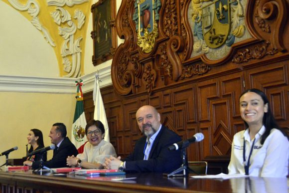 A_Libro_39 Presenta la Rectora Lilia Cedillo Ramírez El Quijotito, obra ilustrada por niños y niñas del Círculo Infantil de la BUAP