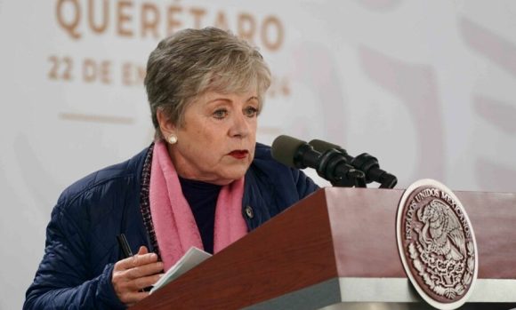 México reprueba entrada en vigor de la ley antiinmigrante en Texas