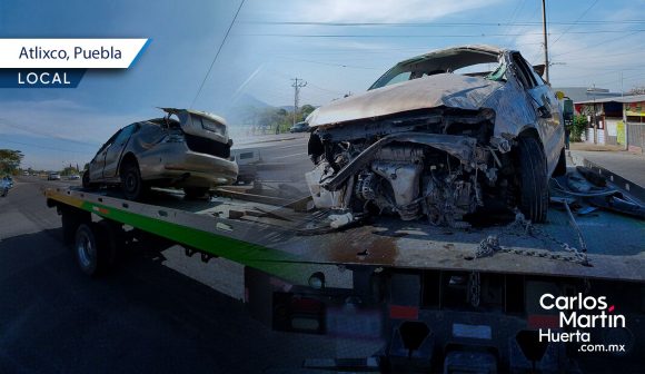 Doble choque se registra en la carretera Atlixco-Izúcar