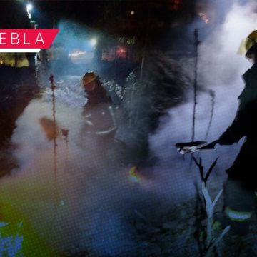 Bomberos sofocan incendio en predios de Guadalupe Hidalgo