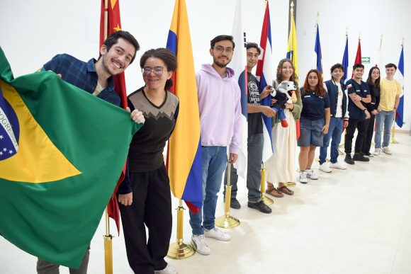 J Movilidad La Rectora Lilia Cedillo da la bienvenida a 173 estudiantes de intercambio