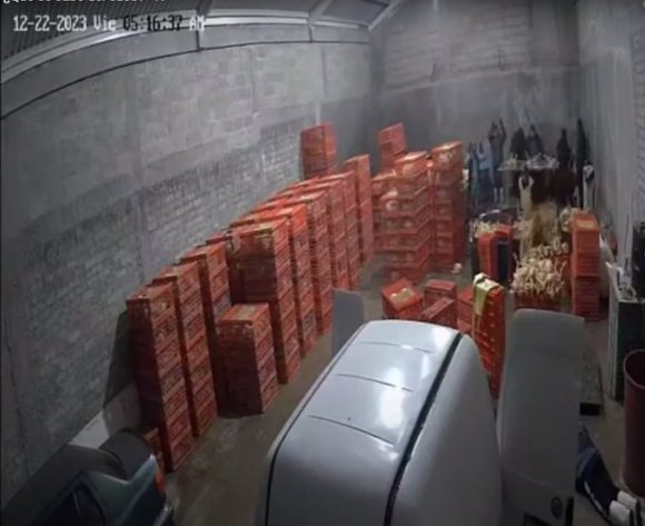 Localizan con vida a cuatro trabajadores de pollería ‘levantados’ en Toluca