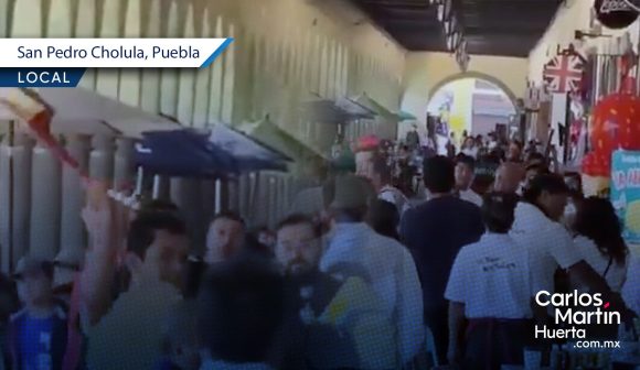 Se desata pelea en pleno zócalo de San Pedro Cholula