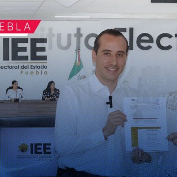 Se registra Mario Riestra como candidato a la alcaldía de Puebla ante el IEE