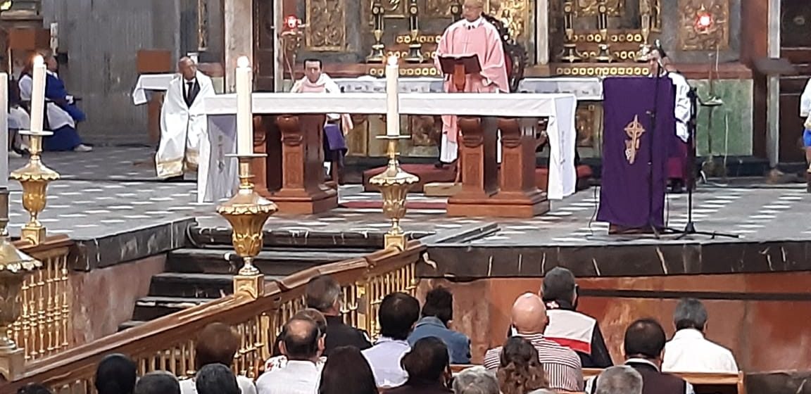 Arquidiócesis de Puebla pidió a los hombres a honrar a las mujeres