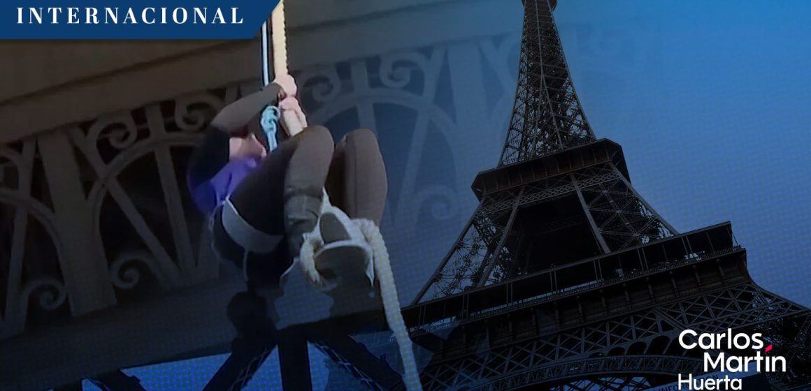(VIDEO) Francesa sube la Torre Eiffel con cuerda e impone récord