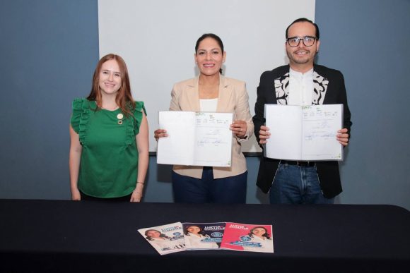 Lupita Cuautle firma compromiso por el desarrollo sustentable y acción climática